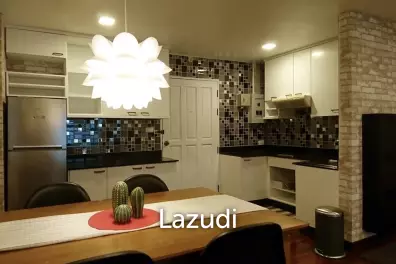 62 sqm stylish 1 bedroom condo on 4th floor in Khlong Tan Nuea Bangkok