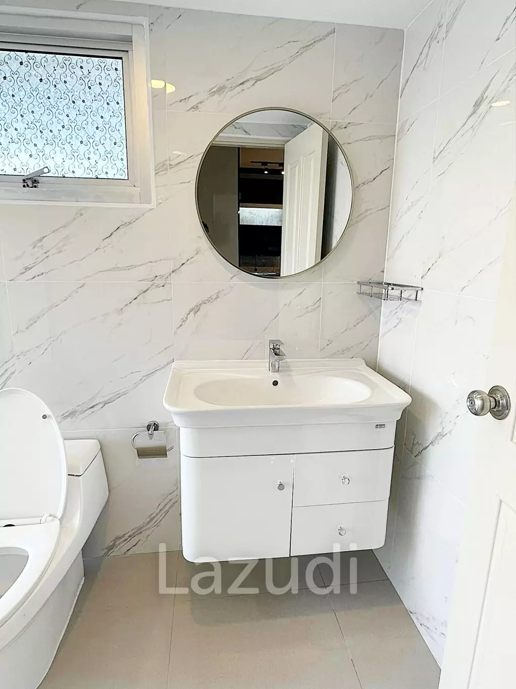2 Bed 70 SQ.M Supalai Park Ekkamai-Thonglor