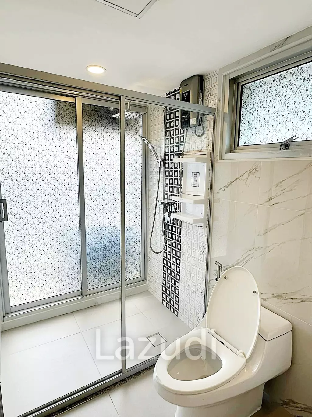 2 Bed 70 SQ.M Supalai Park Ekkamai-Thonglor