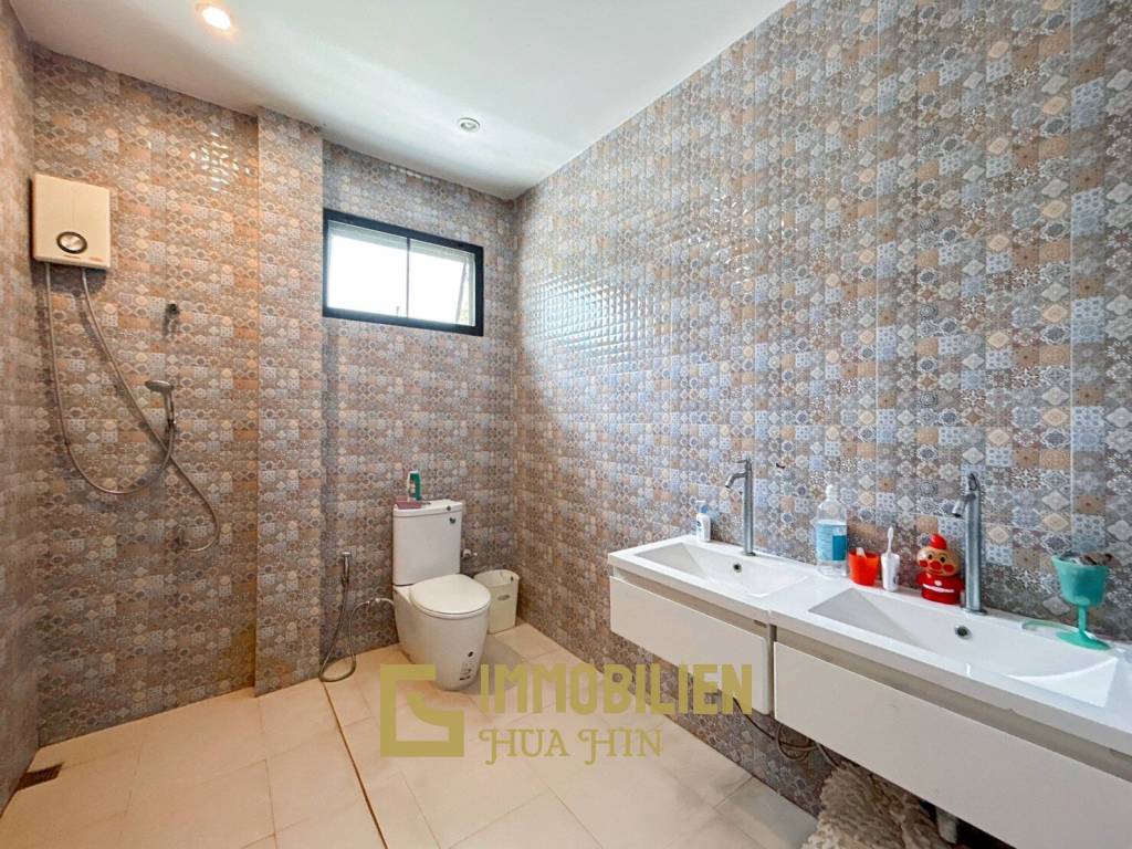 8,145 metro cuadrado 5 ` 5 Baño Villa de Venta