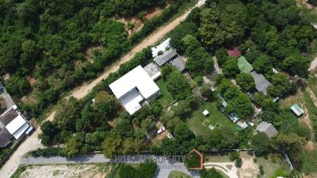 Stand Alone 5 Bedroom Villa On A Large Land Plot