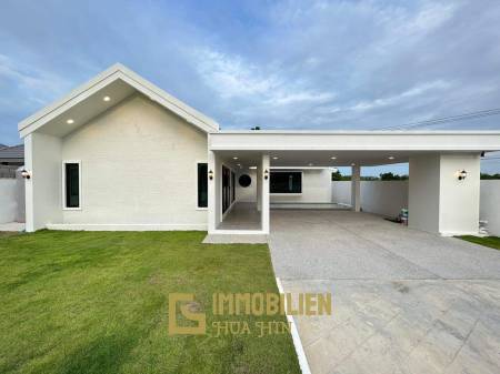 Freistehende Pool Villa im nordischen Stil mit 3 Schlafzimmern