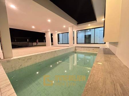 Freistehende Pool Villa im nordischen Stil mit 3 Schlafzimmern