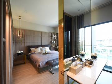 4 bed 3-Story 220 SQM, THE VISION Ladprao - Nawamin