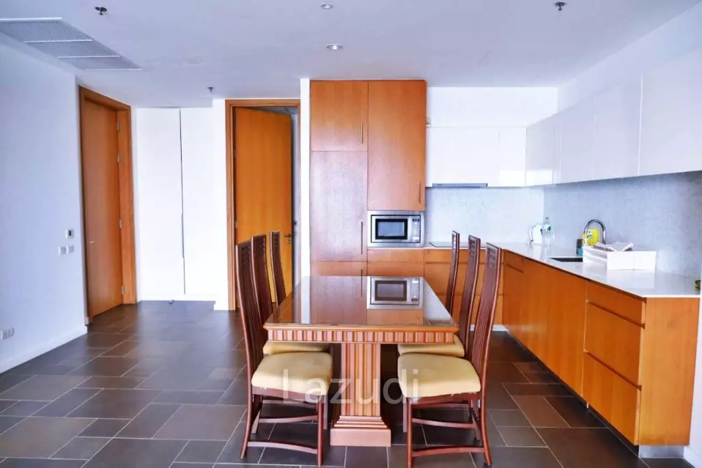 2 Beds 2 Baths 103 SQ.M  Northpoint Condominium