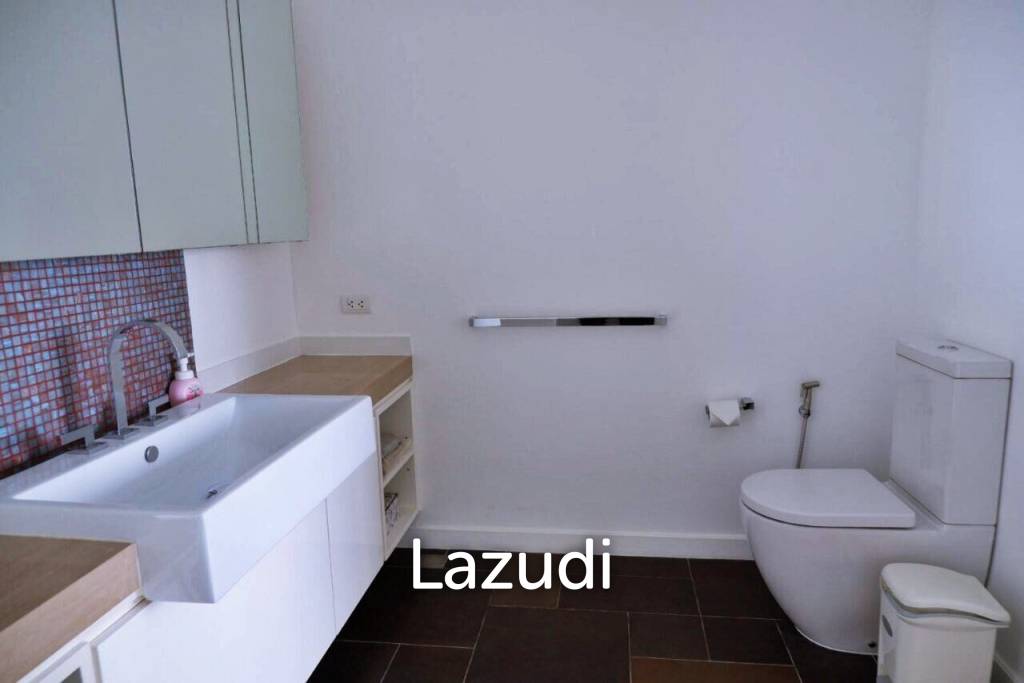2 Beds 2 Baths 103 SQ.M  Northpoint Condominium