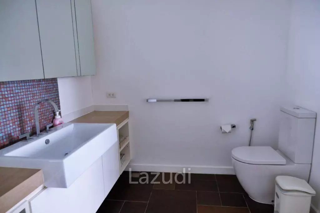 2 Beds 2 Baths 103 SQ.M  Northpoint Condominium