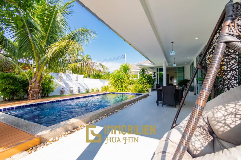 Beautiful 3 bed pool villa in the city