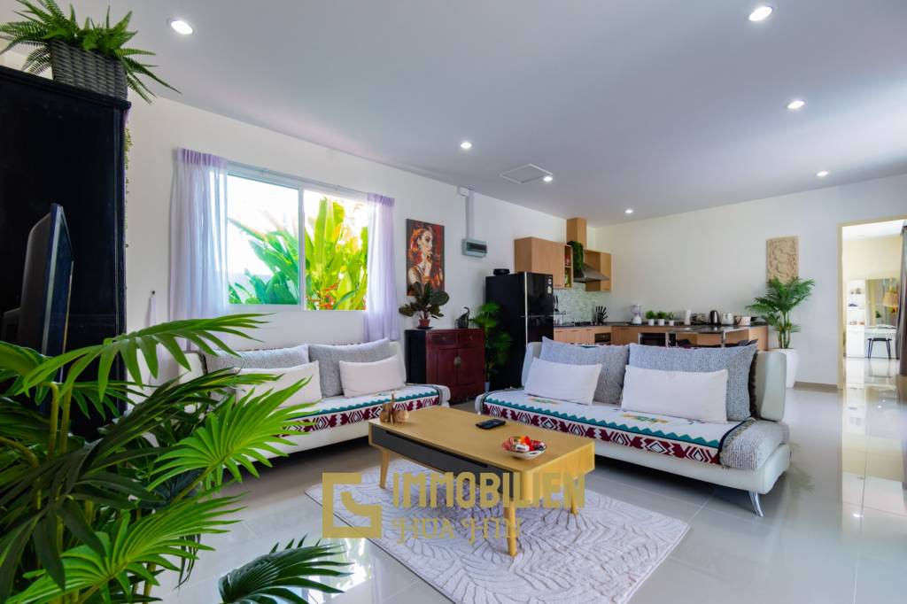 Beautiful 3 bed pool villa in the city