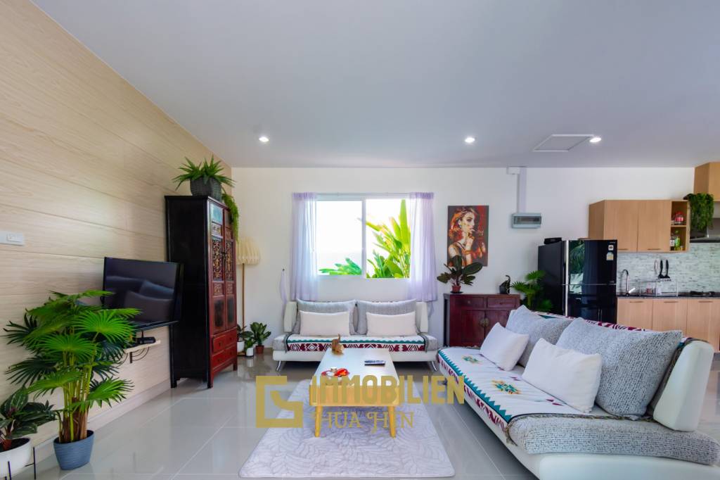 Beautiful 3 bed pool villa in the city