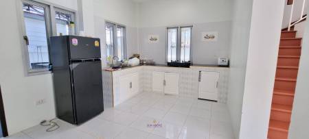 2 beds 2 baths Semi House near Phuket town