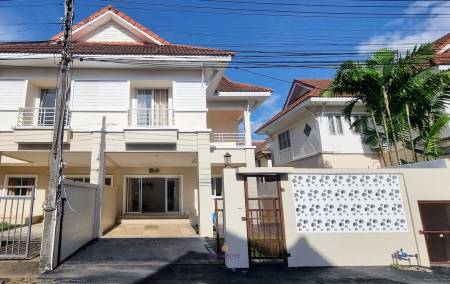 2 beds 2 baths Semi House near Phuket town