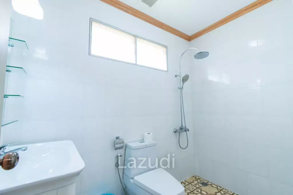 Great Value 3 Bed Pool Villa at Cha-am