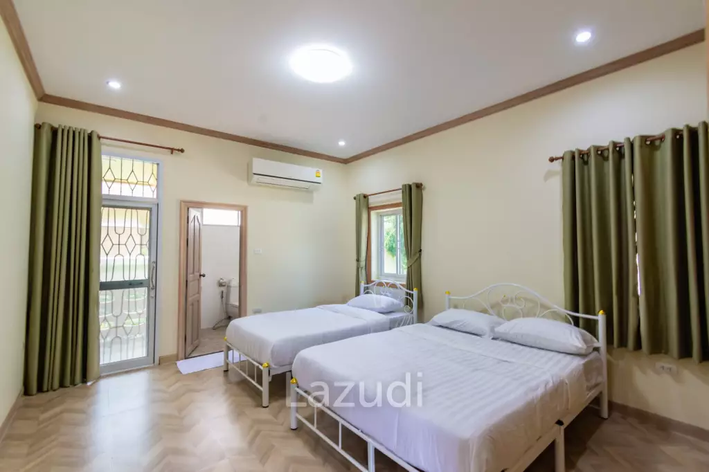 Great Value 3 Bed Pool Villa at Cha-am