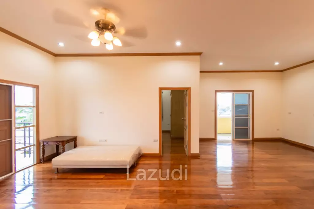 2 Storey Pool Villa for sale at Cha-am