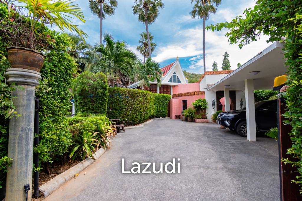 Дом 1,600 кв.м. 7 Кровать 