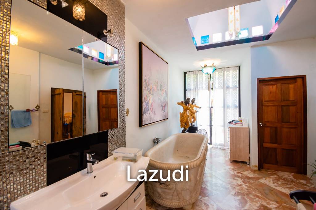 Дом 1,600 кв.м. 7 Кровать 