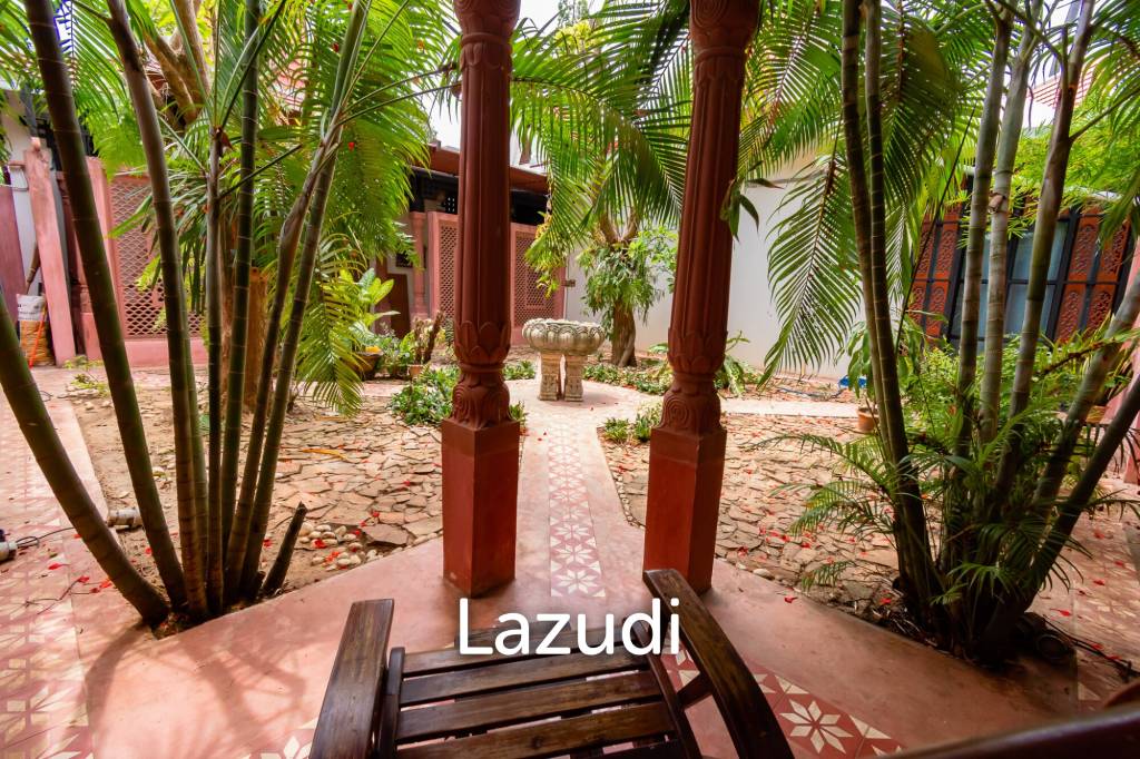 Дом 1,600 кв.м. 7 Кровать 