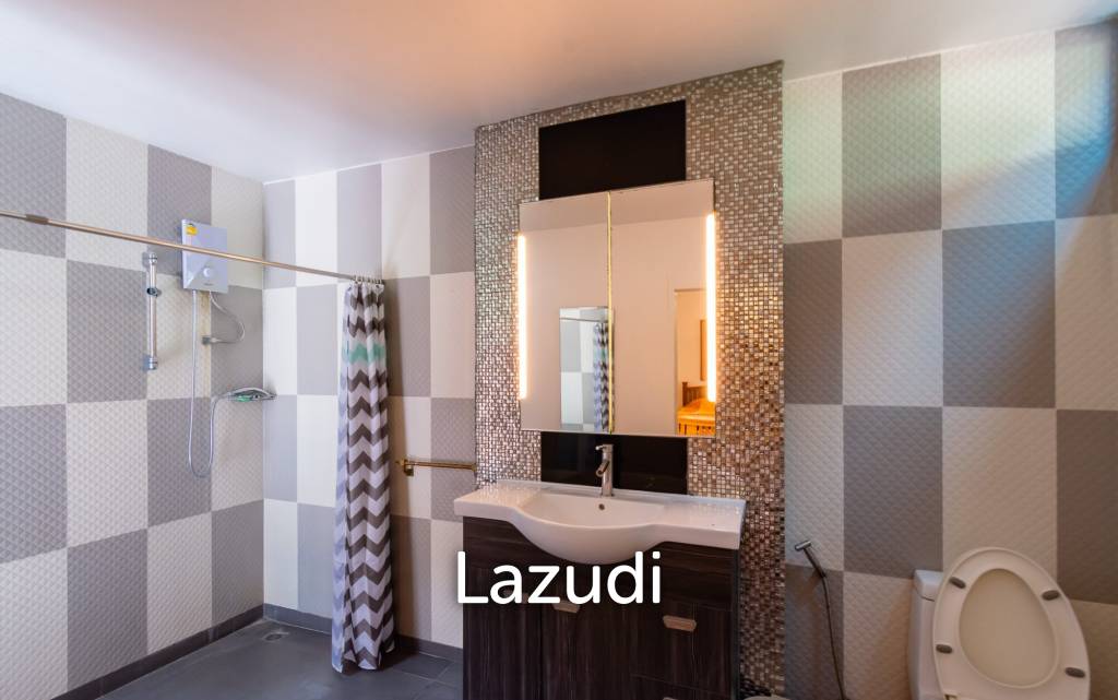 Дом 1,600 кв.м. 7 Кровать 