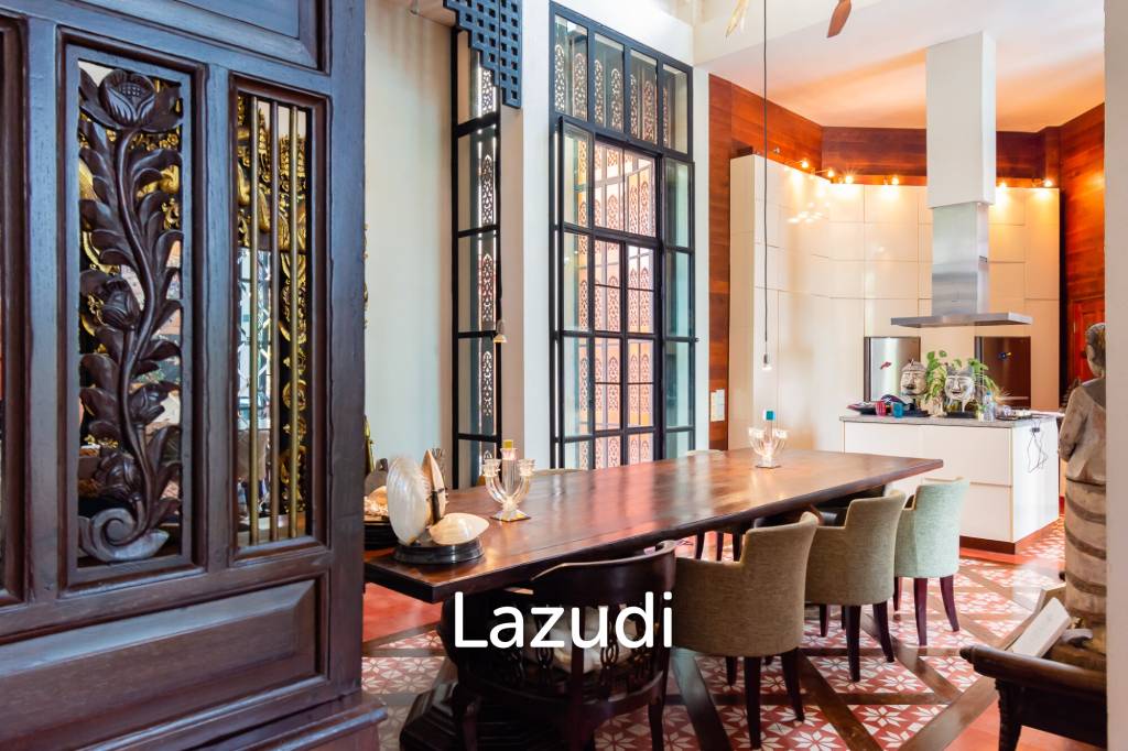 Дом 1,600 кв.м. 7 Кровать 