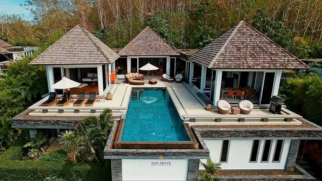 Luxury Villa Overlooking the Andaman Sea