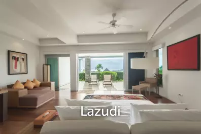 Luxury Villa Overlooking the Andaman Sea