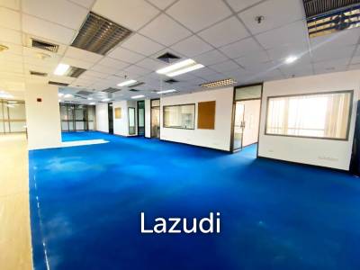 Prime Office Space for Rent: Spacious 345 sqm at Phaholyothin Place