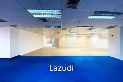 Prime Office Space for Rent: Spacious 345 sqm at Phaholyothin Place