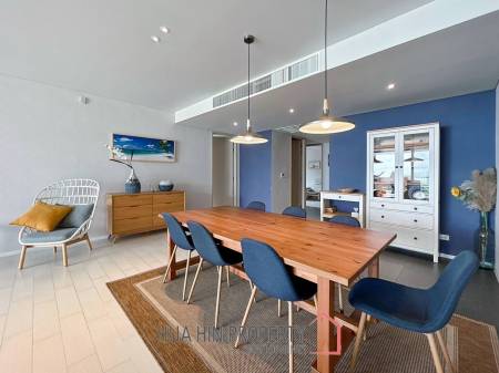 Veranda Residence : Stunning 3 Bedroom Condo with a Beautiful Sea View