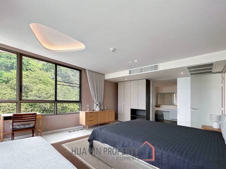 Veranda Residence : Stunning 3 Bedroom Condo with a Beautiful Sea View