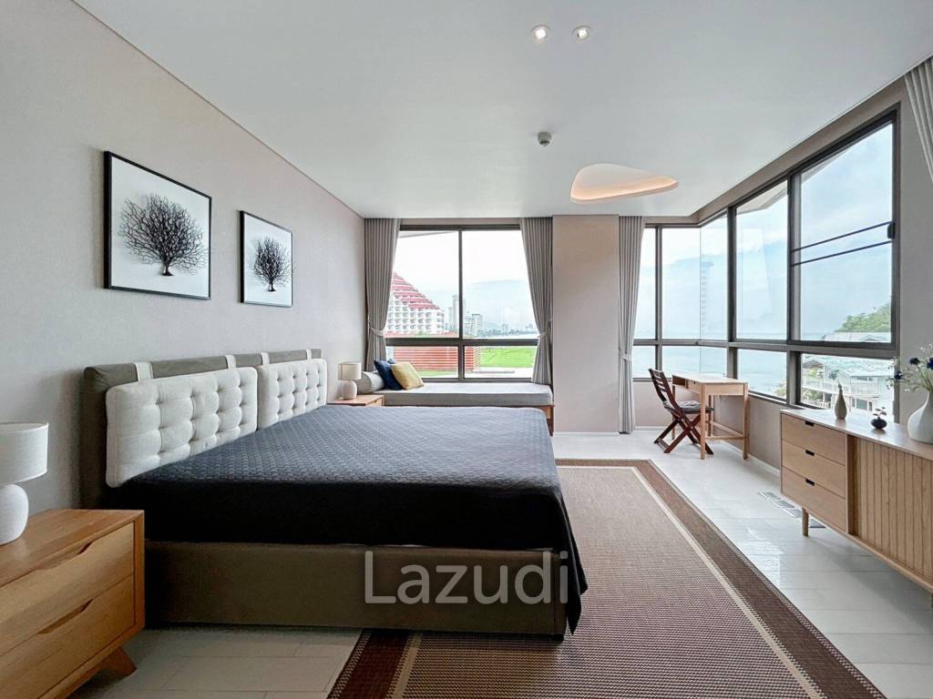 Veranda Residence : Stunning 3 Bedroom Condo with a Beautiful Sea View