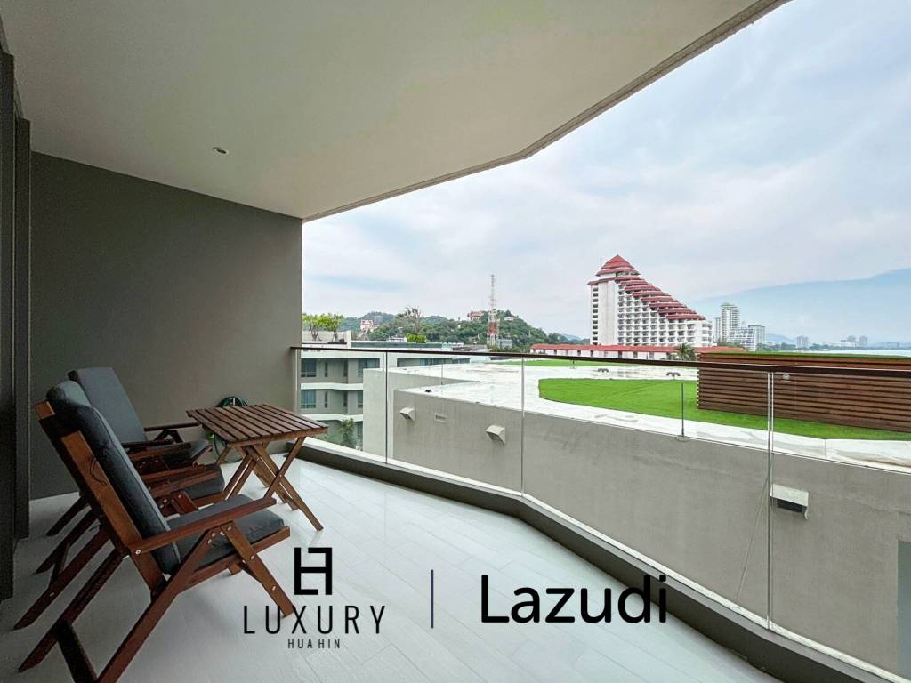 Veranda Residence : Stunning 3 Bedroom Condo with a Beautiful Sea View