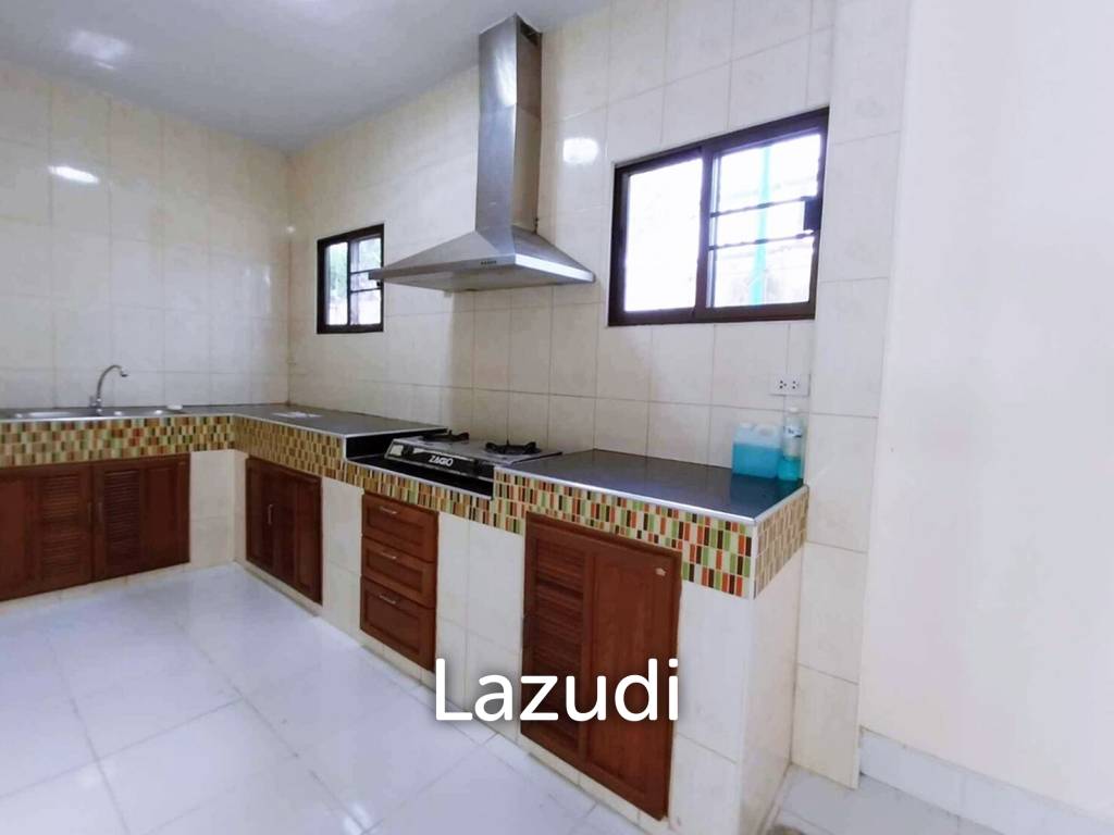 3 Beds3 Baths Single House in Na Jomtien