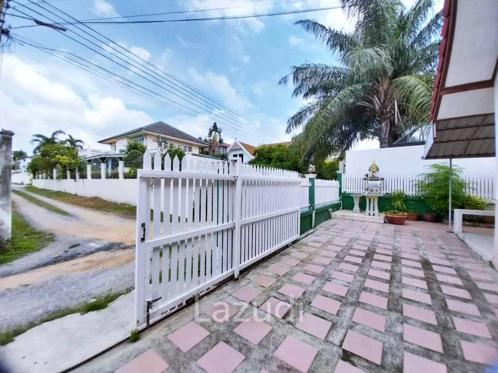 3 Beds3 Baths Single House in Na Jomtien