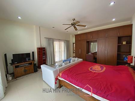 3 Bed 2 Bath Pool Villa For Sale with Tropical Garden in Hinlekfai