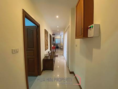 3 Bed 2 Bath Pool Villa For Sale with Tropical Garden in Hinlekfai