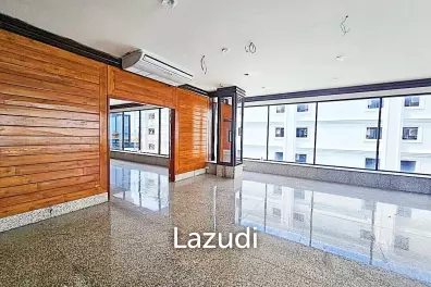 Office building for rent in Nonthaburi