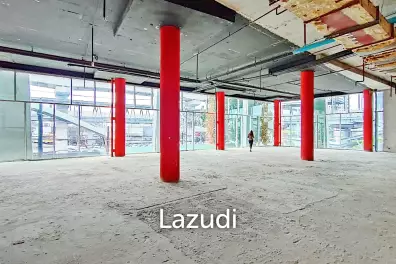 Retail space for rent in Srinakarin