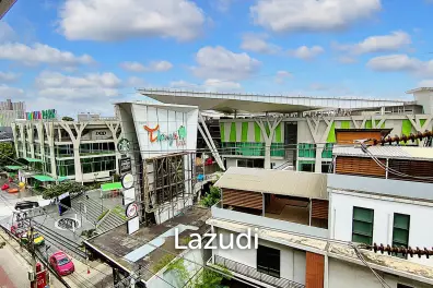 Retail space for rent in Srinakarin