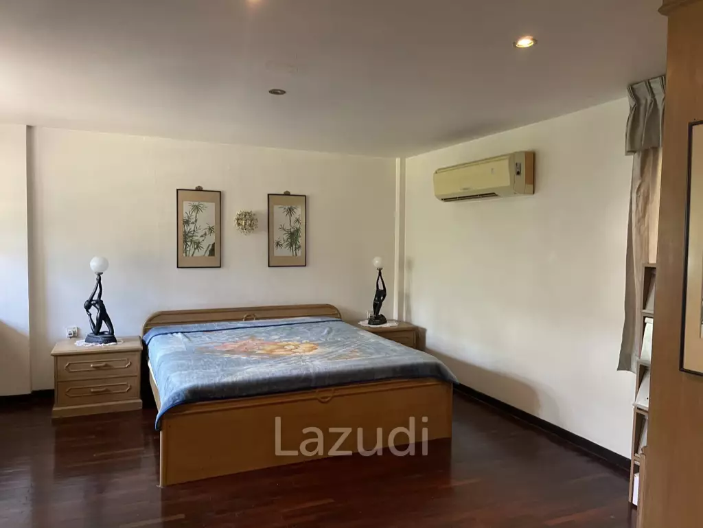 4 Bedroom House near BIS  | Ko Keao