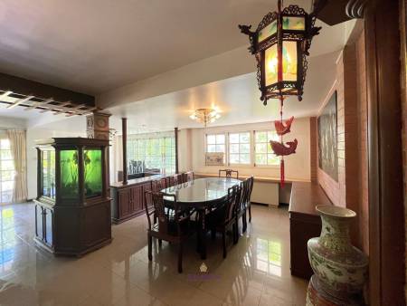 4 Bedroom House near BIS  | Ko Keao