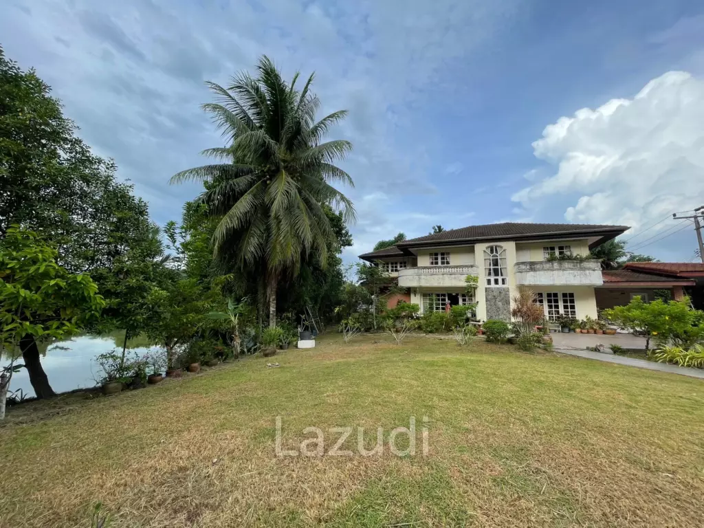 4 Bedroom House near BIS  | Ko Keao