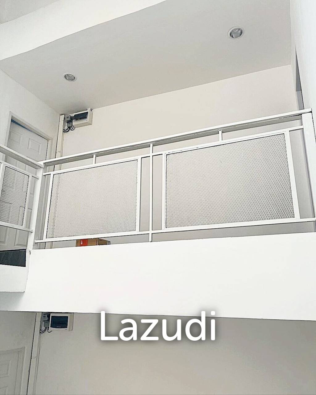 Home office/Commercial building for sale in Dindaeng