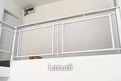 Home office/Commercial building for sale in Dindaeng