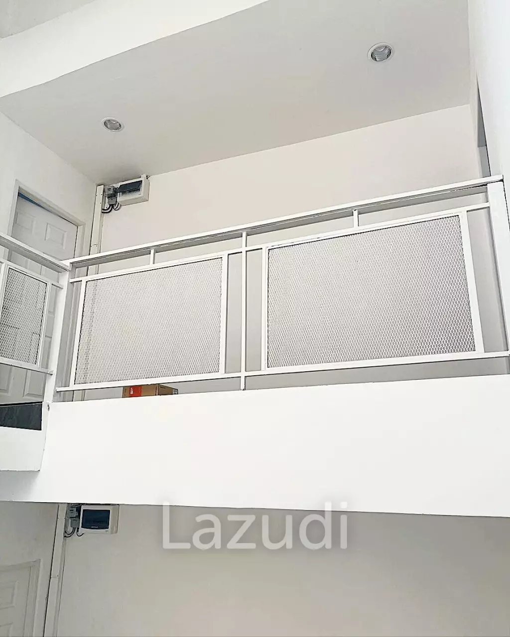 Home office/Commercial building for sale in Dindaeng