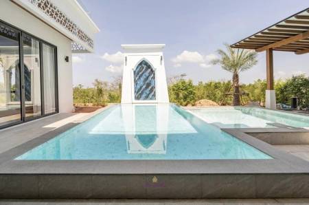 Luxurious 4-Bedroom Pool Villa For Rent And Sale In Thalang