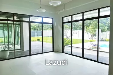 3 Bedrooms 4 Bathrooms 343 SQ.M. Bangsaray Villa