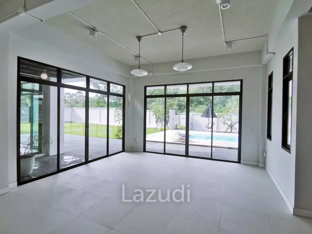 3 Bedrooms 4 Bathrooms 343 SQ.M. Bangsaray Villa