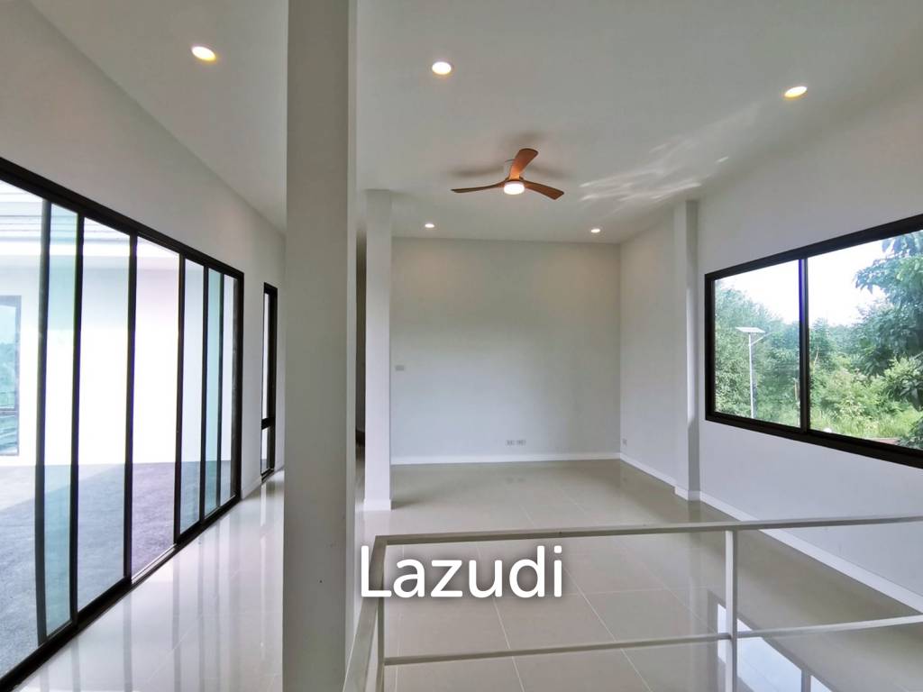3 Bedrooms 4 Bathrooms 343 SQ.M. Bangsaray Villa