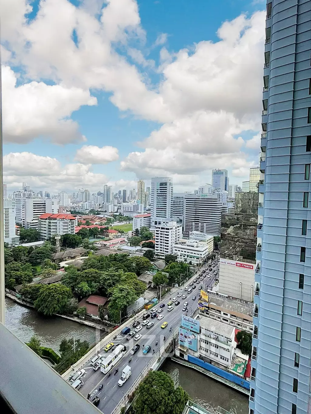 Studio 1 Bathroom 30 SQ.M at Q Asoke